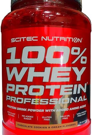 Pot de protéine whey Scitec Nutrition.