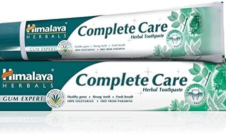 Dentifrice aux herbes Himalaya, soin complet.