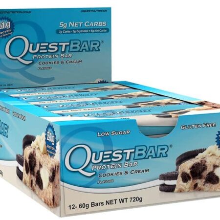 Boîtes de barres protéinées Quest saveur cookies-crème.