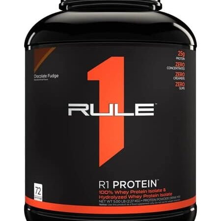 Pot de protéine Whey, saveur fudge chocolat.